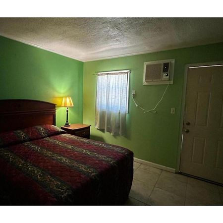 Monterrey Motel Padre Island, Corpus Christi By Oyo Eksteriør billede