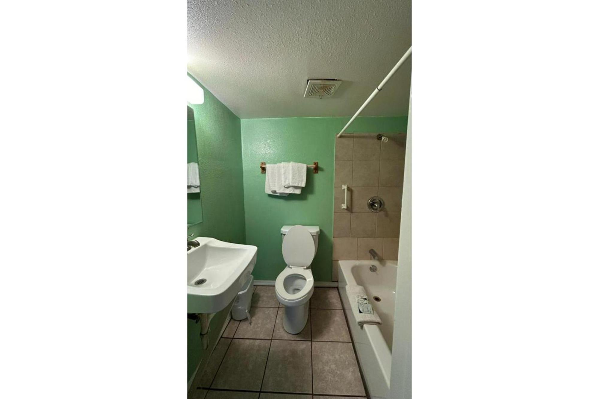 Monterrey Motel Padre Island, Corpus Christi By Oyo Eksteriør billede